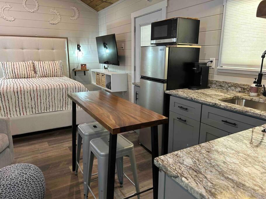Blissful Nook Tiny Home ~ Cozy Retreat W/ Hot Tub; Near Town And Deep Creek Bryson City Buitenkant foto