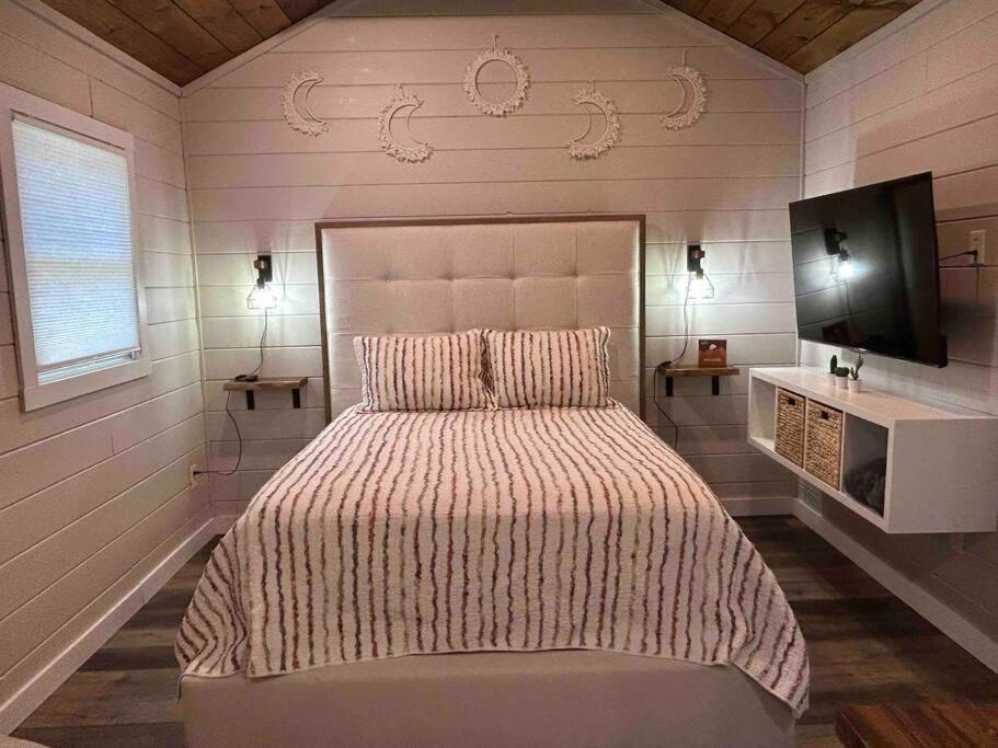 Blissful Nook Tiny Home ~ Cozy Retreat W/ Hot Tub; Near Town And Deep Creek Bryson City Buitenkant foto